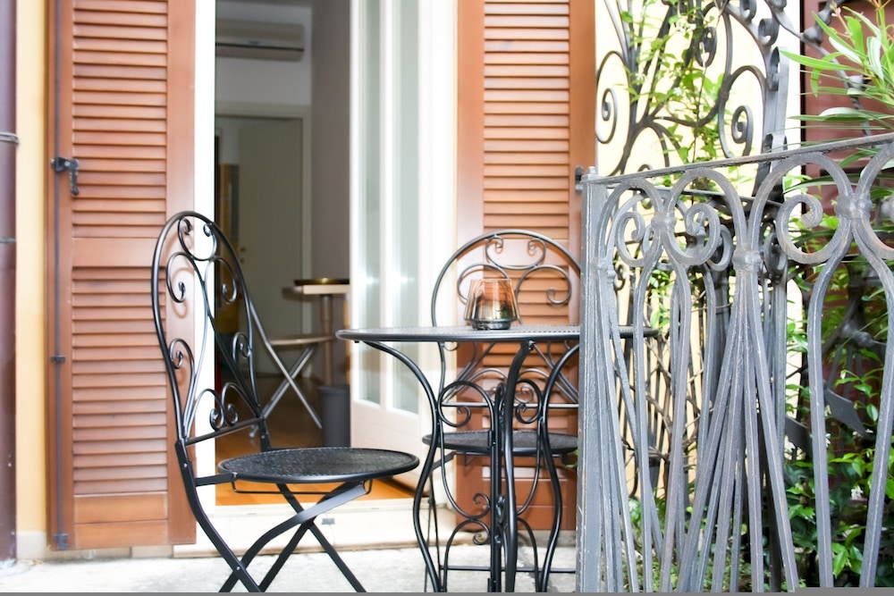 in Verona With 4 Bedrooms and 4 Bathrooms
