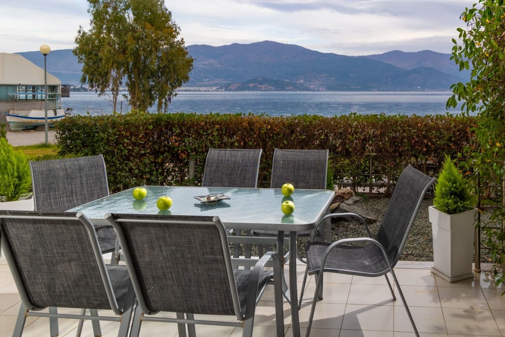Placebo Apartment in Greece