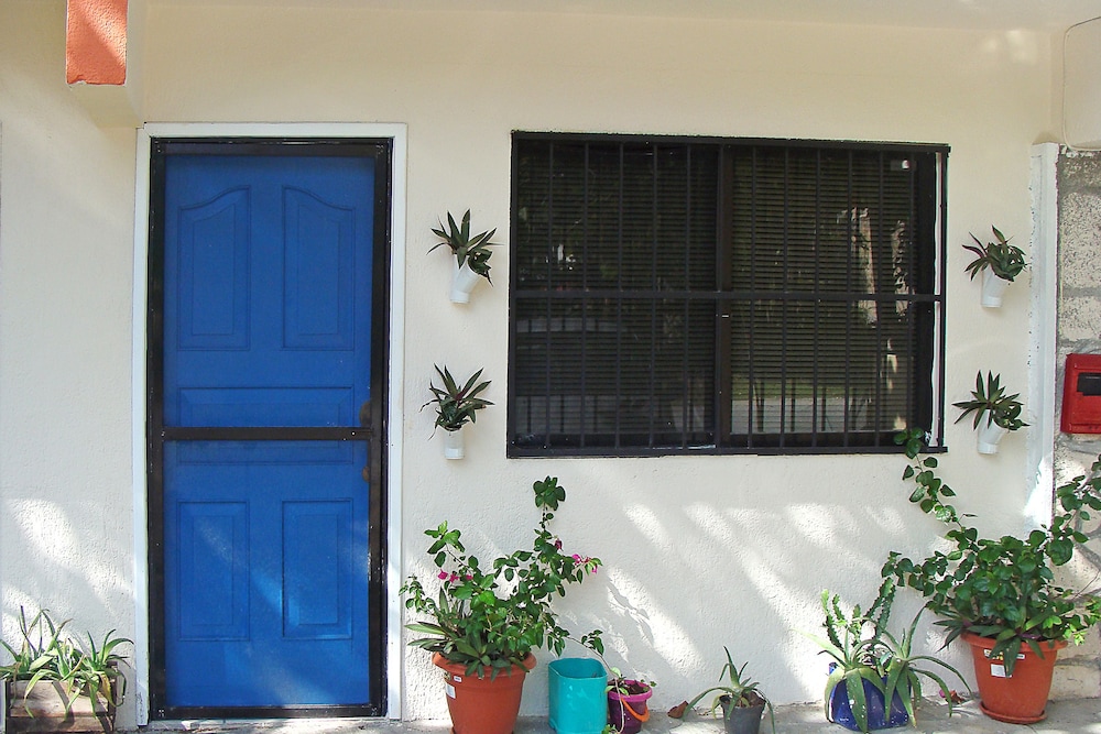 Caribe Suites