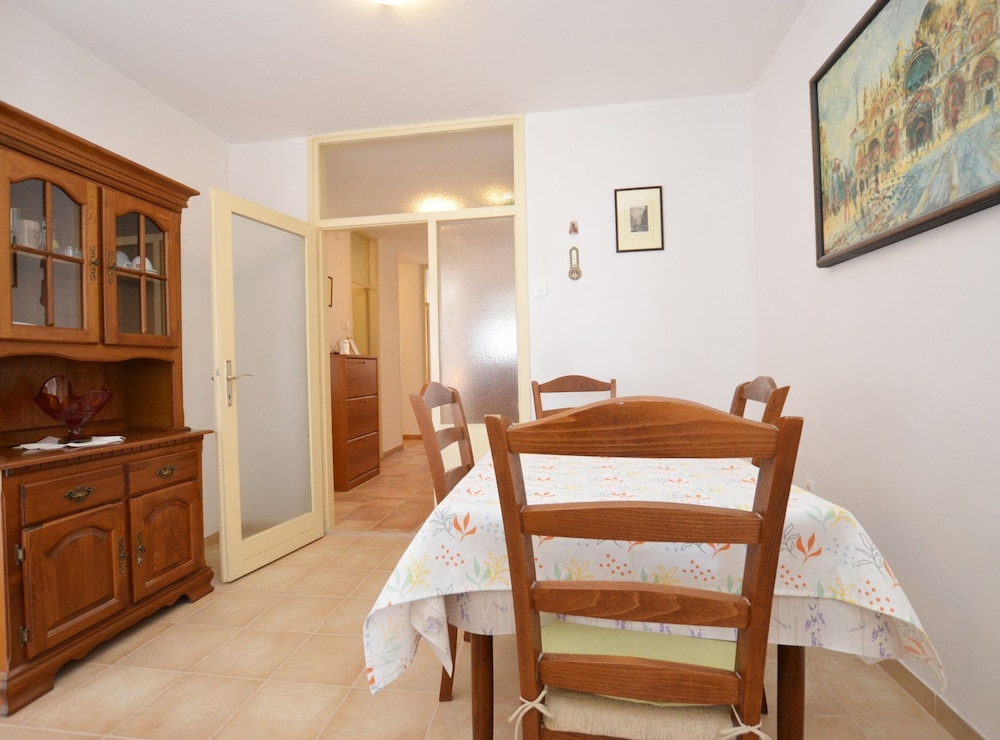 Airy and Comfortable Apartment With Loggia