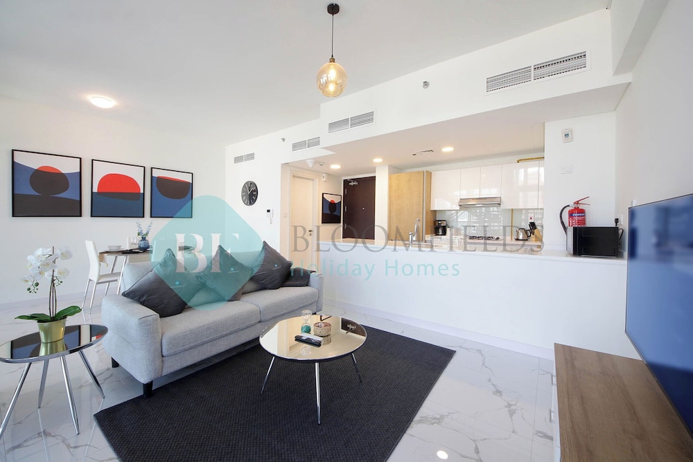 Bloomfields Modern 2BR Duplex in Raha