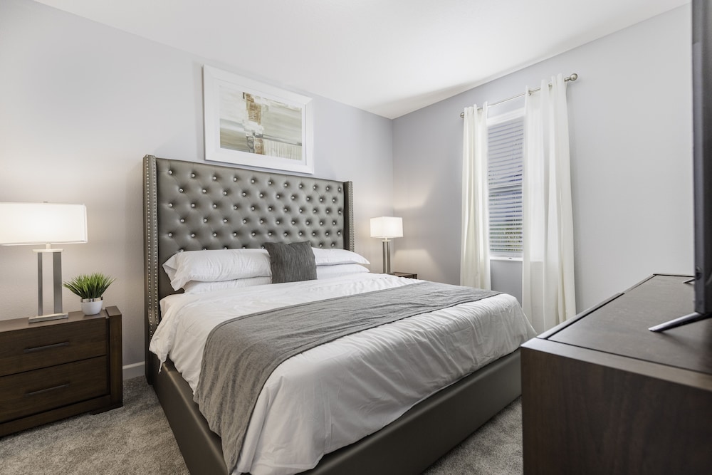 8817cbc - The Retreat At Championsgate 9 Bedroom Home