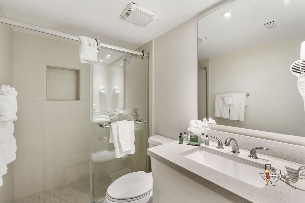 Bahia Mar Solare Resort Condos