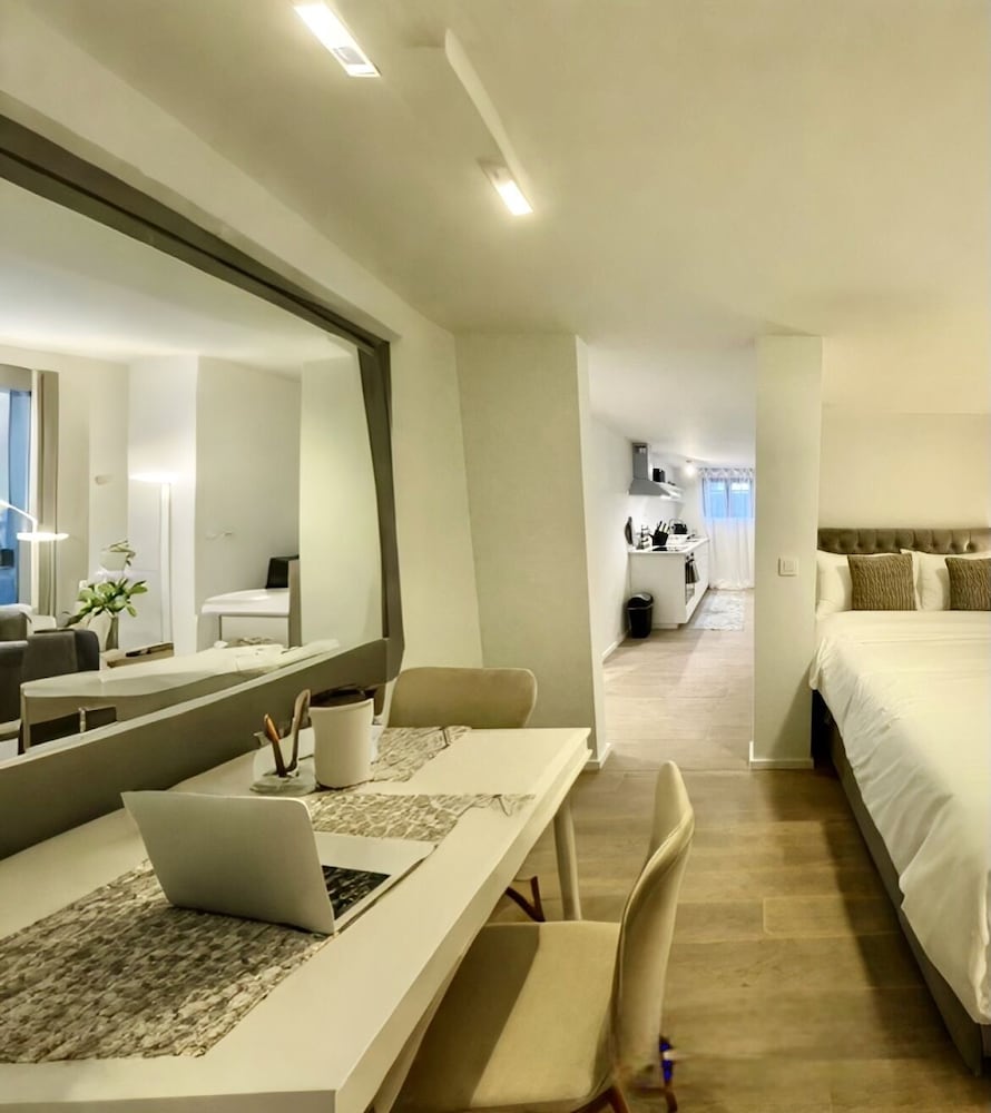 One Lux Stay near Antwerp Central
