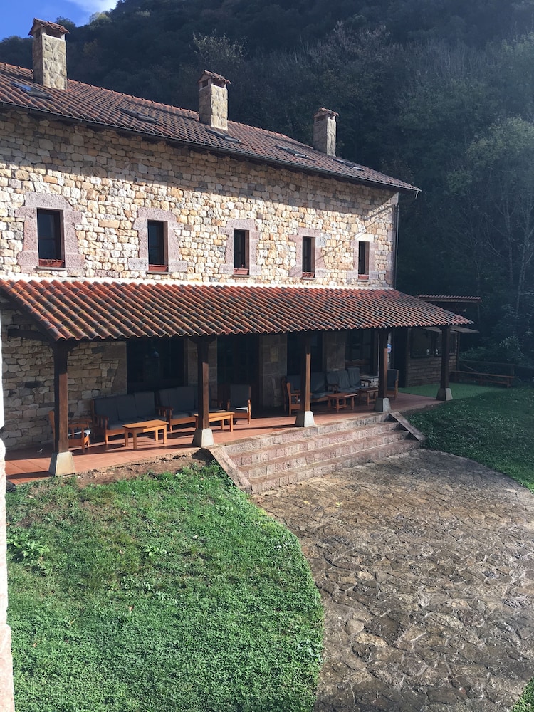 Albergue Cabrales - Hostel