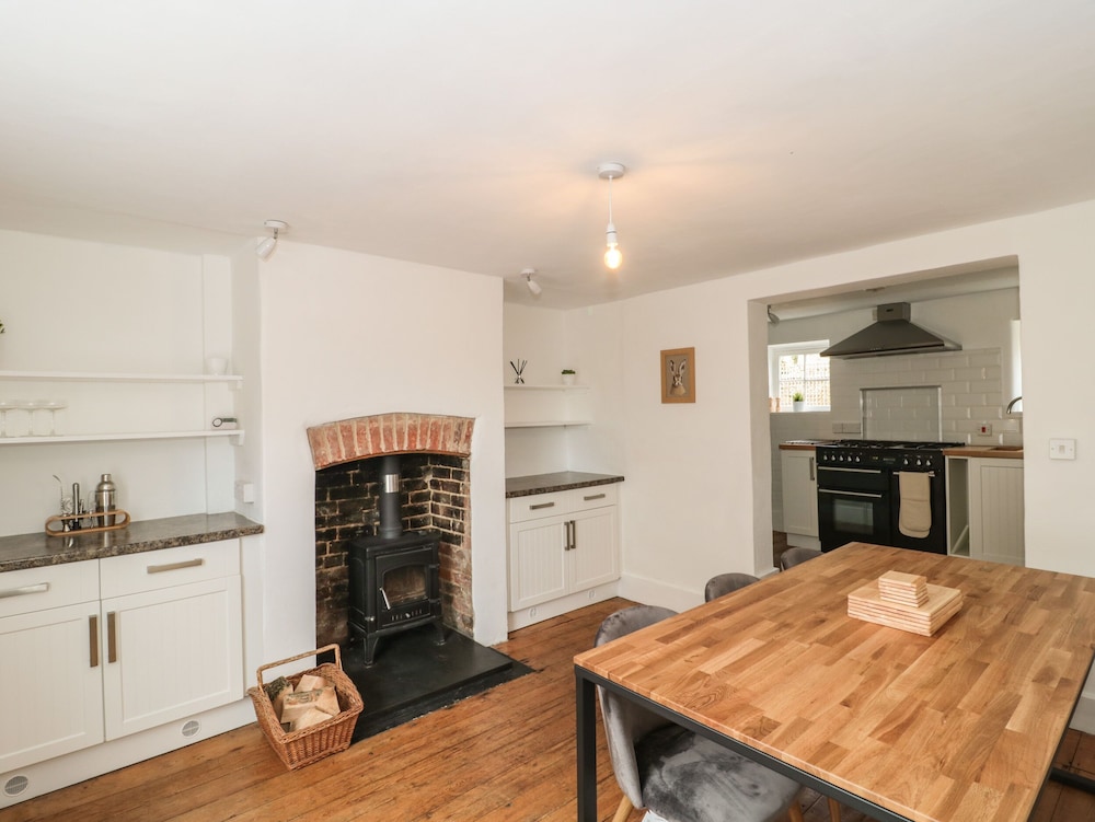 Overton Cottage