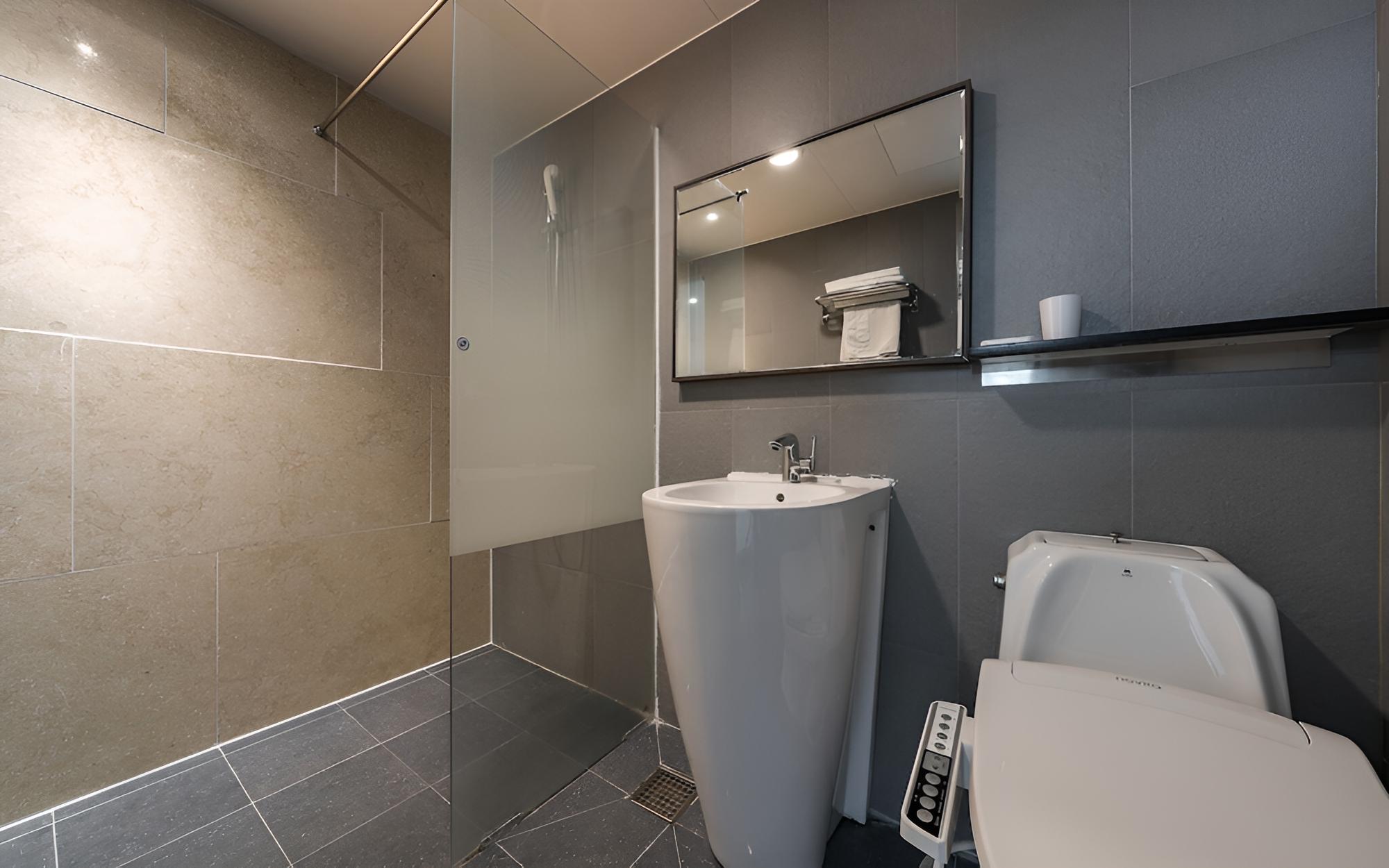 Suwon Hotel Pacific 37