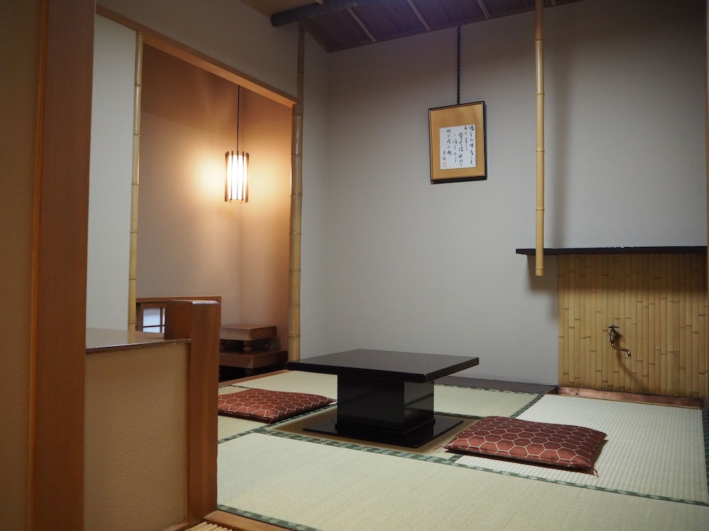 Osakaya