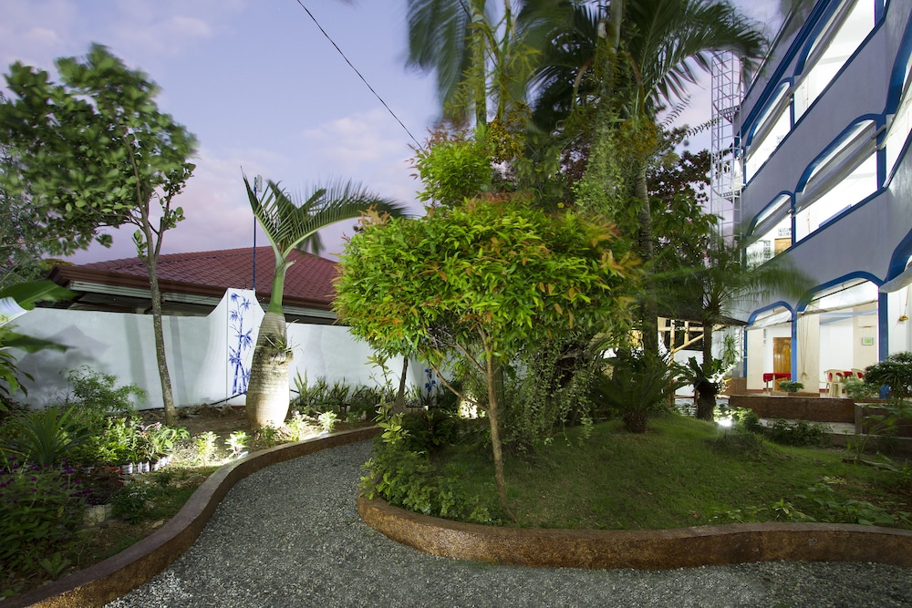 Island Jewel Inn