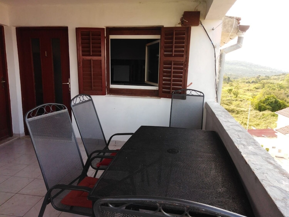 Sea View - A1 view 5