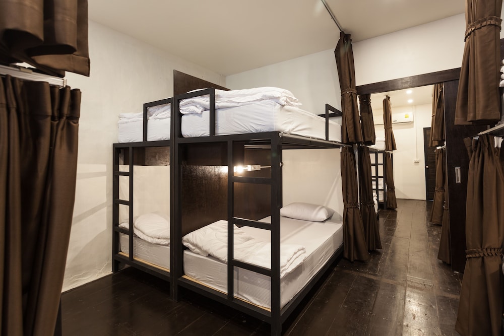 Feel Good Hostel