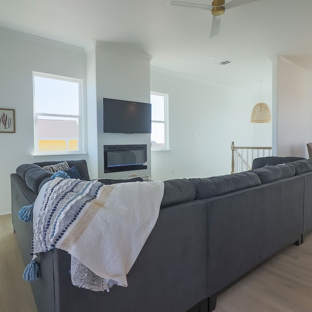 Unforgettable Vacation Getaway in Treasure Island
