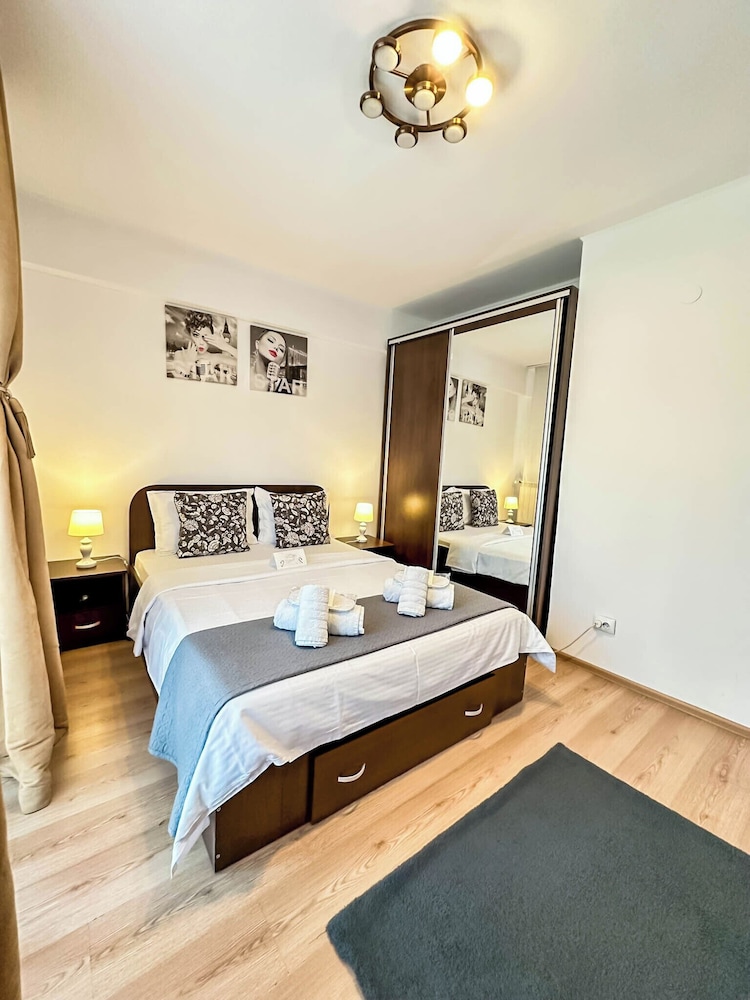 Sunrise Apartments City Center