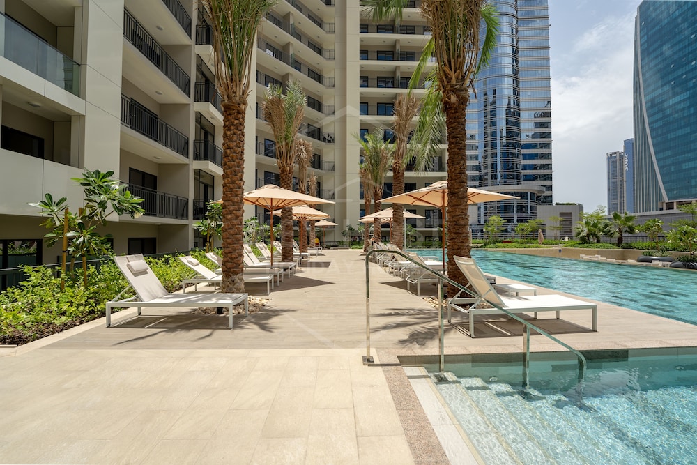 Zada Tower 1BR Apt- Business Bay - Dubai