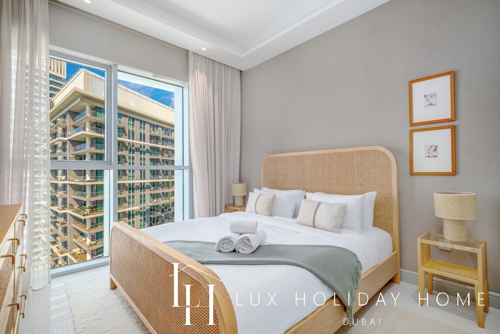 LUX The Atlantis View Luxury Beach Suite