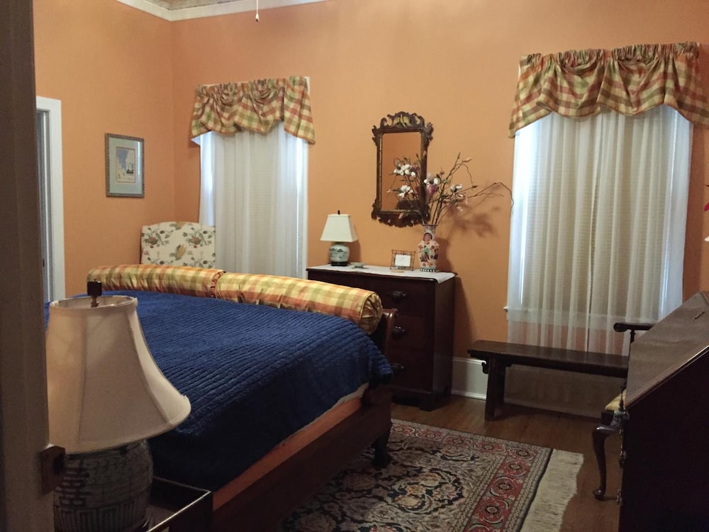 New Bern Vacations - Hanna House Bed  Breakfast - Property Image 39