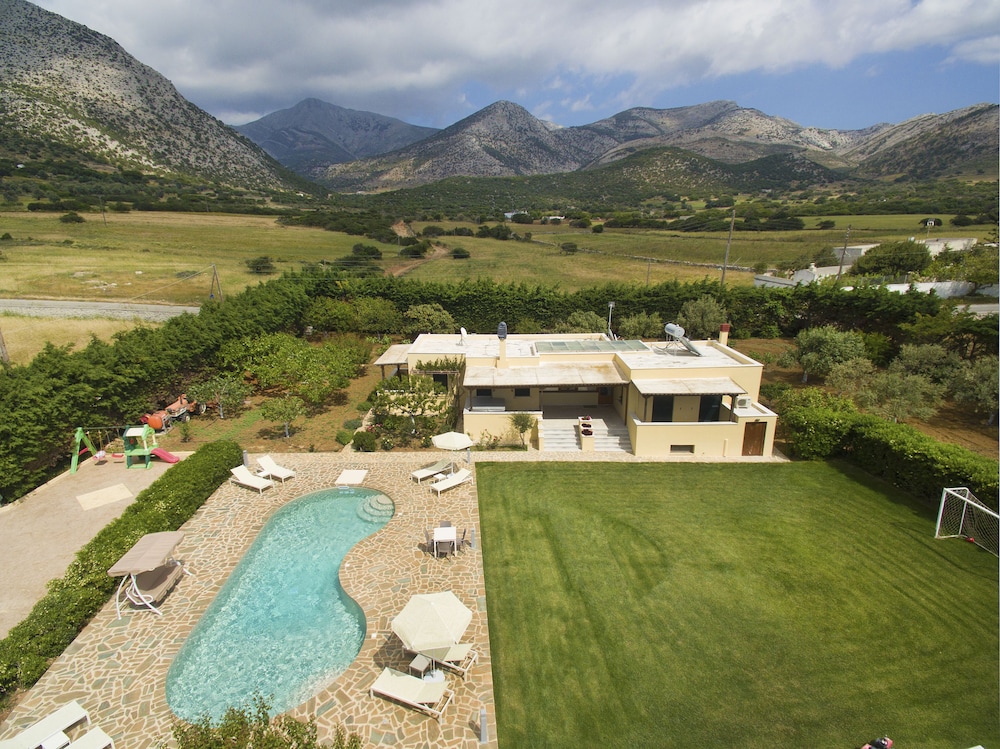 Naxos Cottage