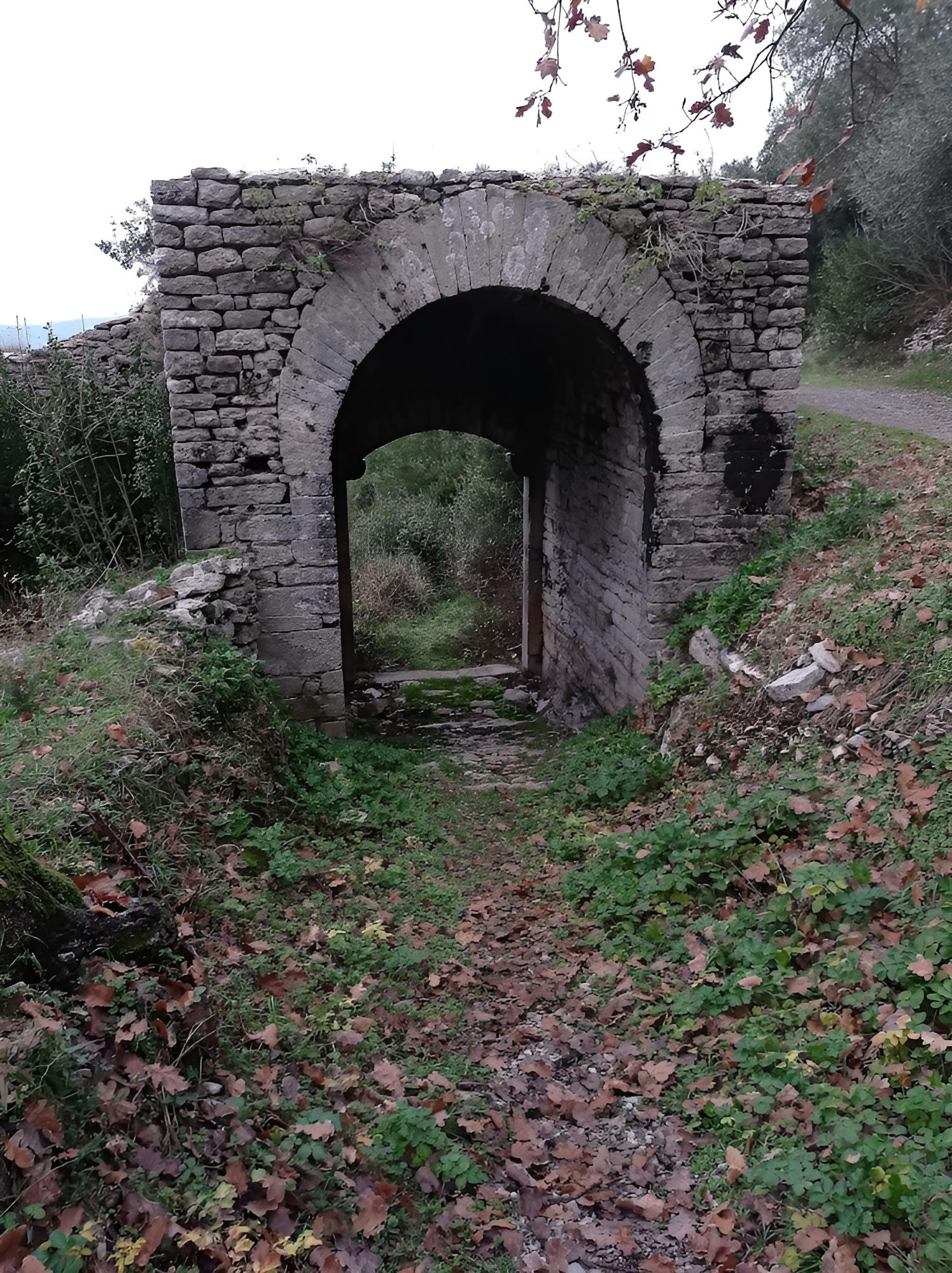 Photo 18