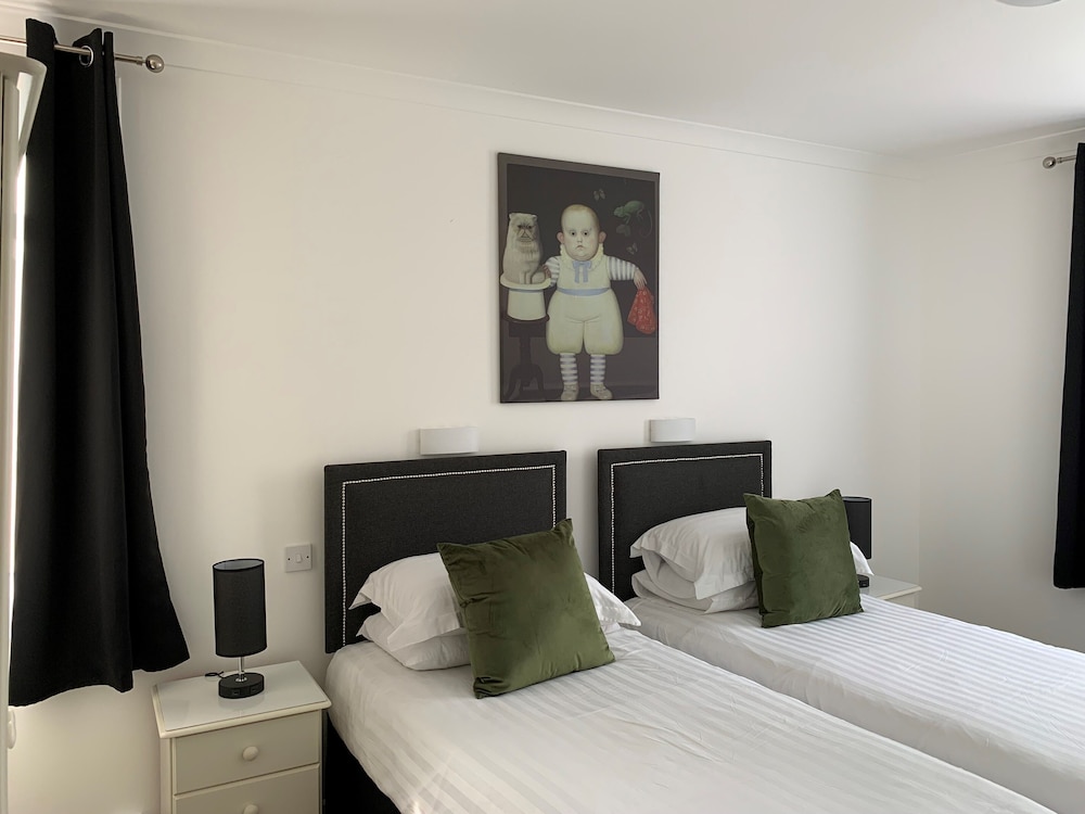 Sarum Hotel