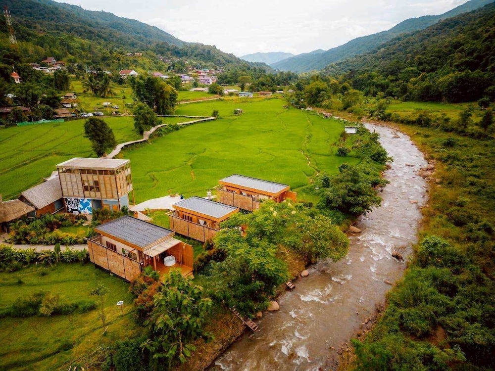 Lomhaijai Homestay