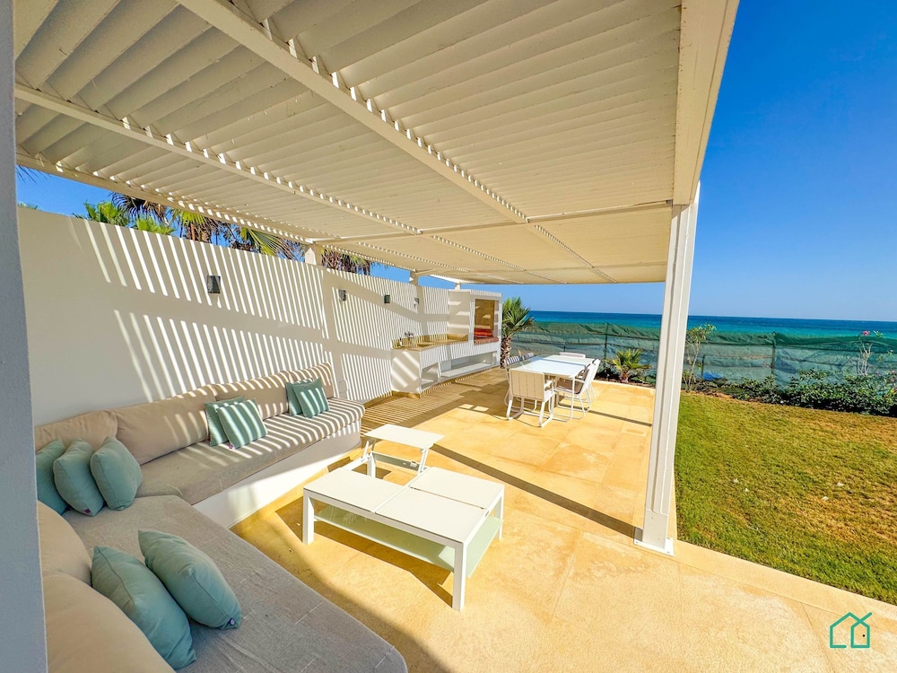 The Perfect Beach House in Hammamet