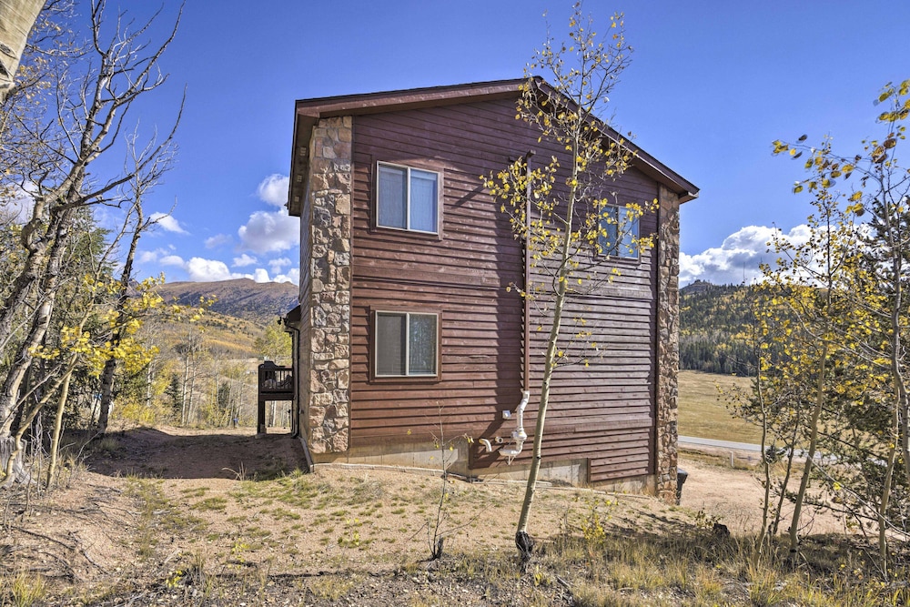 Cripple Creek Retreat w/ Incredible Mtn Views! view 4