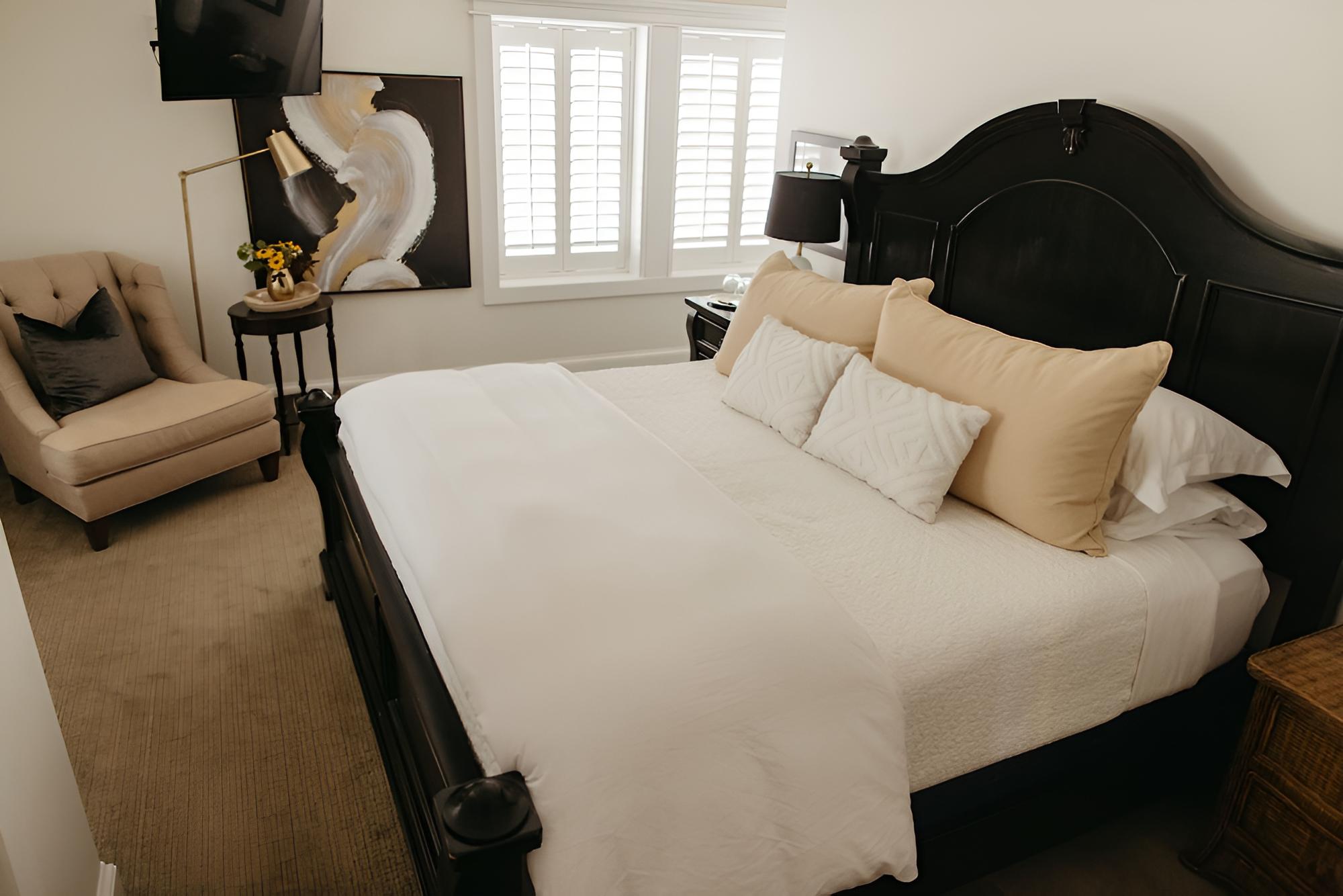 Kansas City Vacations - Oak Street Mansion - Property Image 50