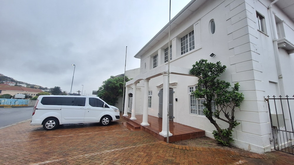 BIM Backpackers In Muizenberg