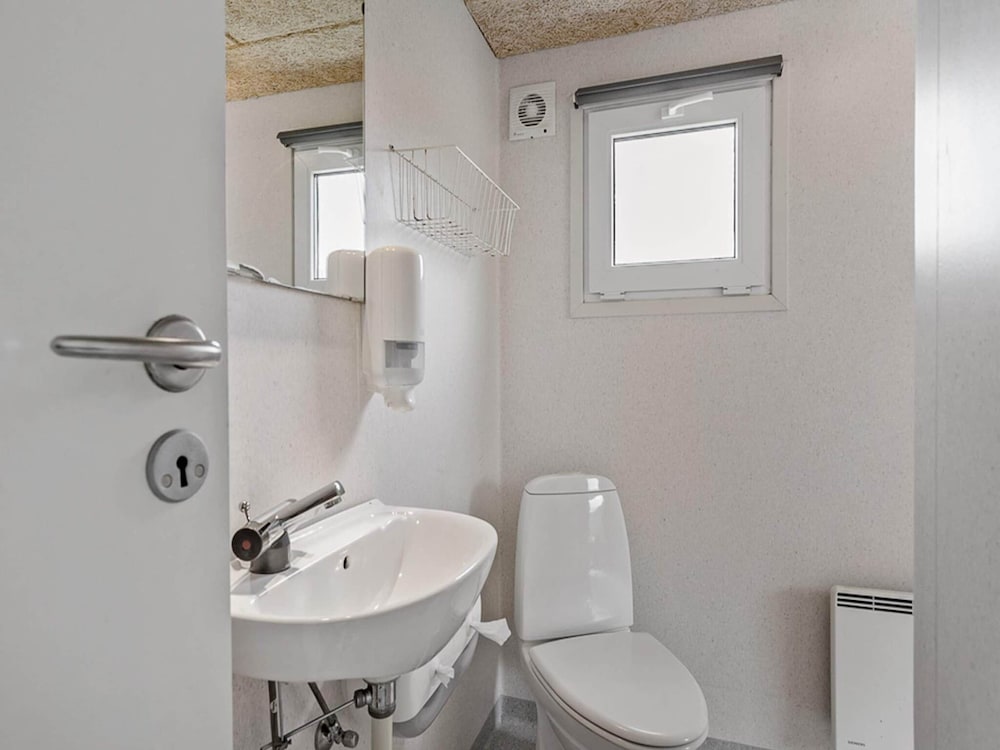 6 Person Holiday Park Home in Faaborg