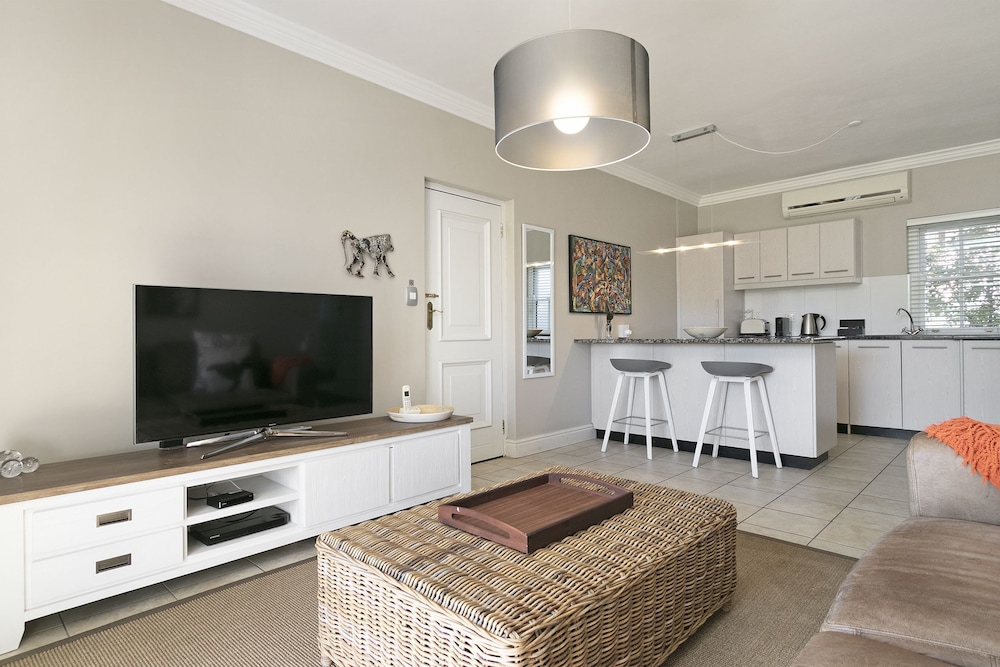 Winelands Golf Lodges at De Zalze