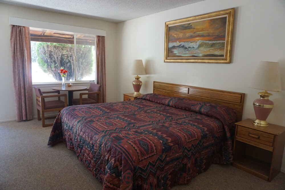 Willows Vacations - Blue Gum Motel - Property Image 29