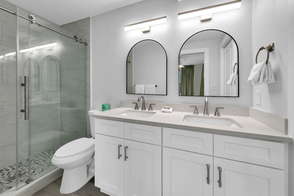 Beachside Villas 523