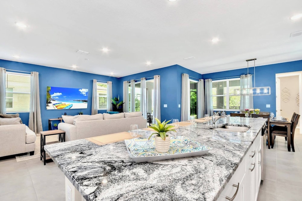 Solara 7BR Resort Home w Pool, Hot Tub & Games