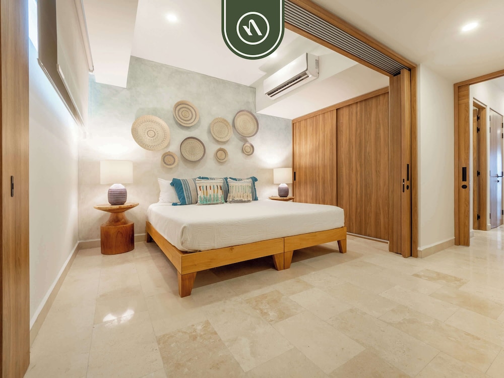 Amazing Apt With Ocean View - King Bed