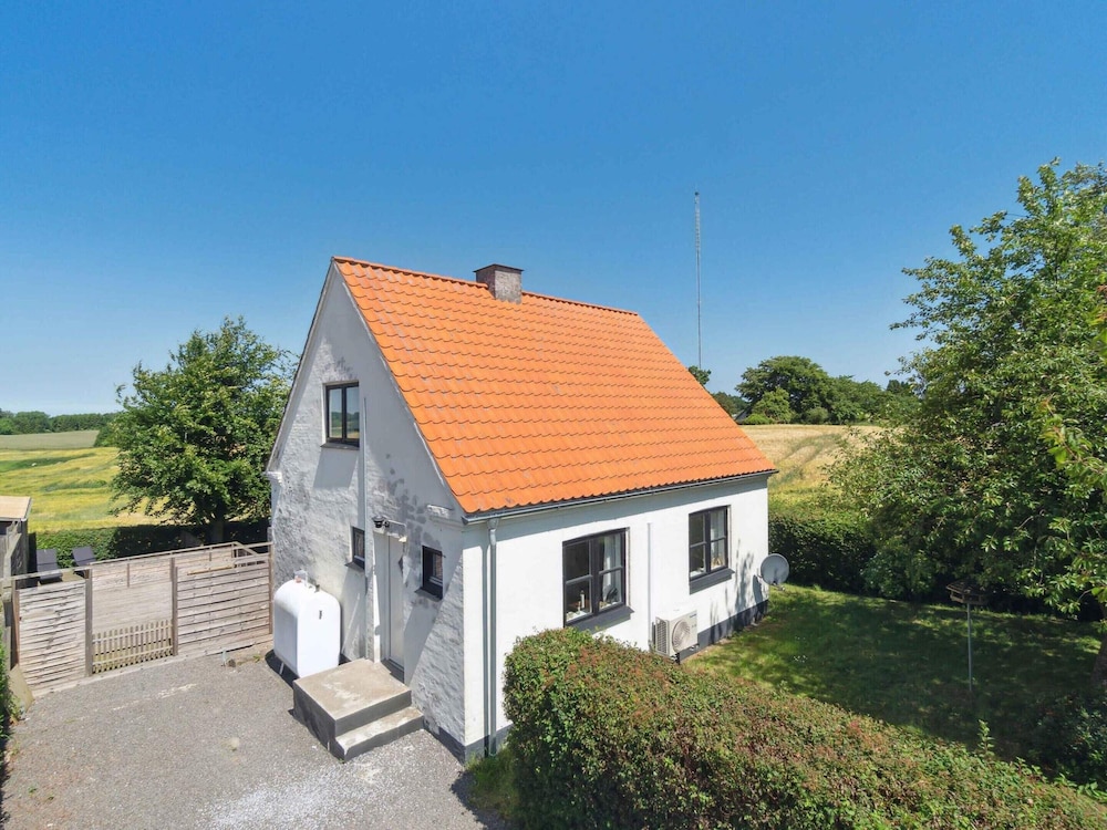 5 Star Holiday Home in Ronne