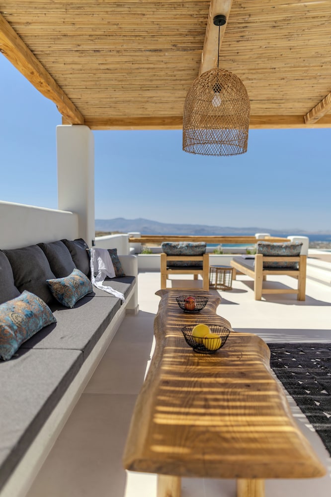 La Grande Vue Private Villas