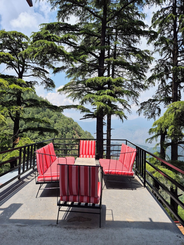 The Coverpage Boutique Stays