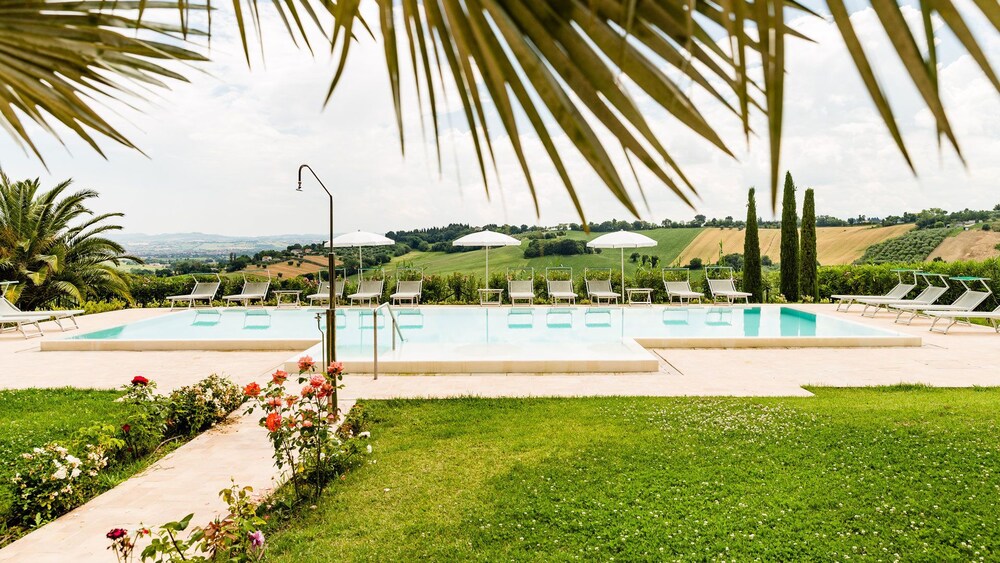 Poggio Antico - Suites and Breakfast
