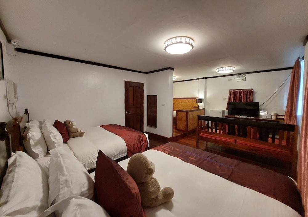Doublegem Beach Resort and Hotel