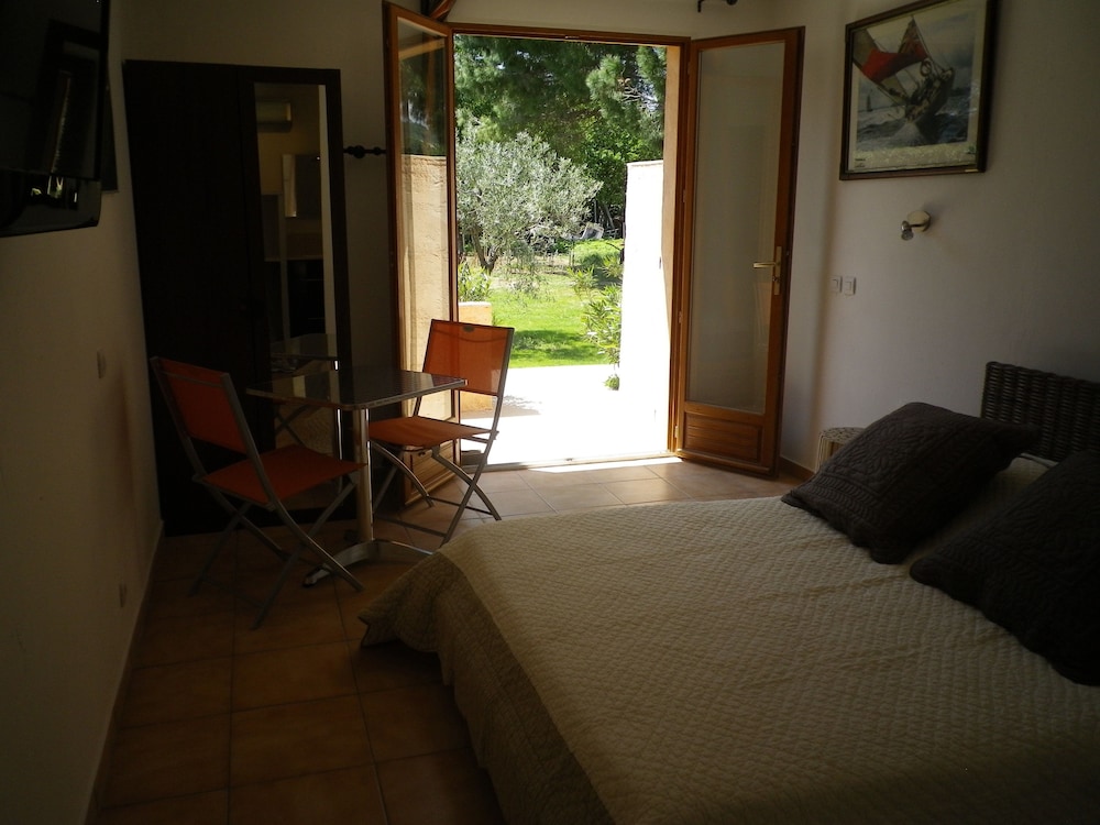 Photo 13