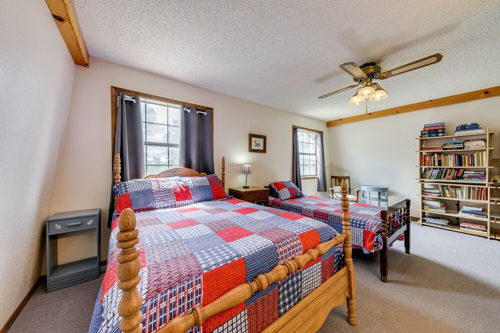 Family-friendly Ruidoso Cabin - Ski, Hike & Fish! view 2