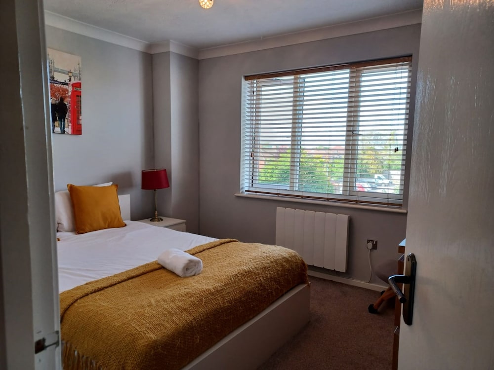 Red Door Malt - Huku Kwetu (Dunstable) view 5