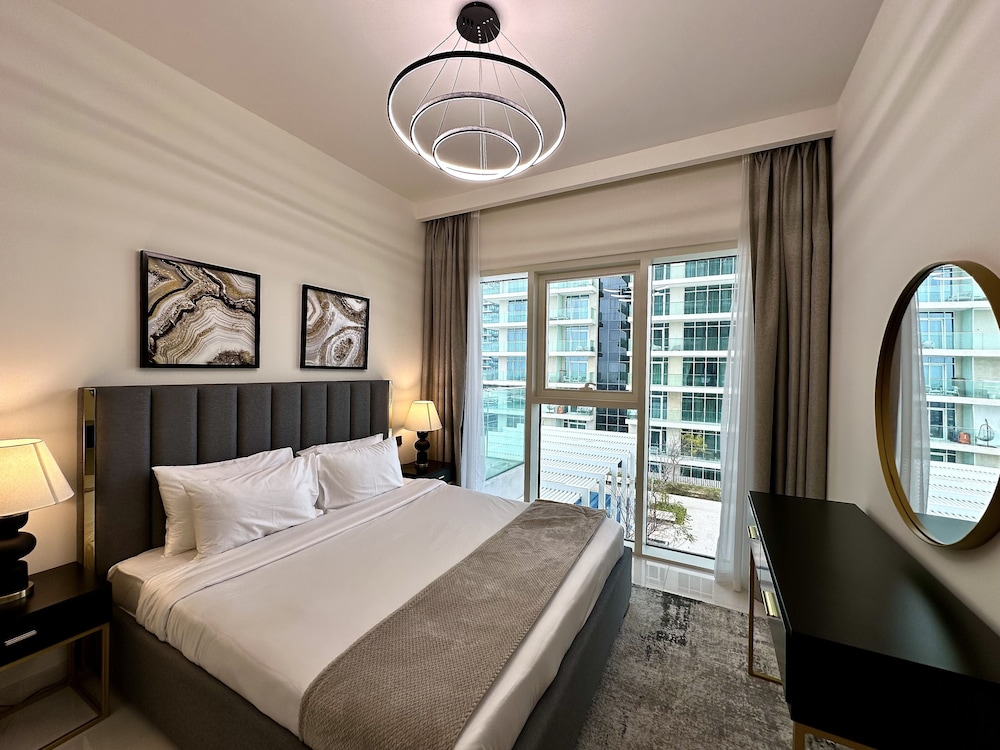 Lux BnB I Sun Rise Bay Tower I Ocean View