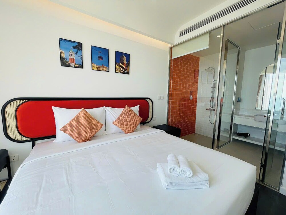 SenSea Hillside APT - Sunset Town PQ