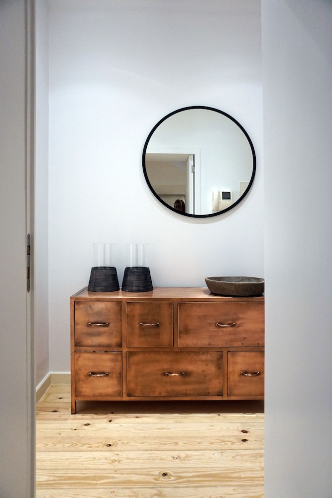 Sonel Investe Anjos Boutique Apartments