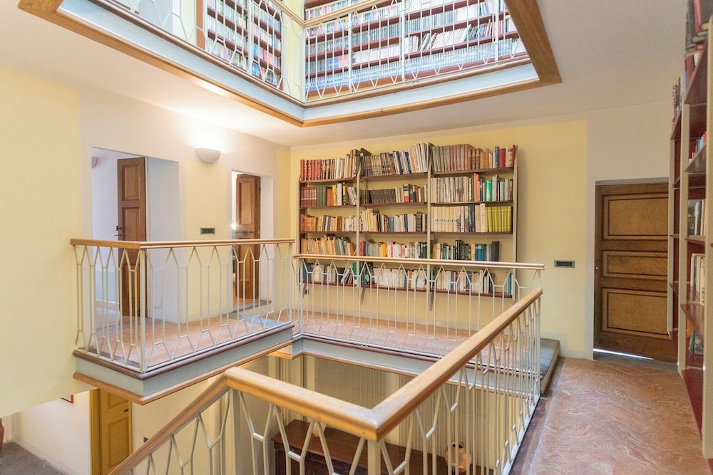 Villa Torre di Palanzo With Magnificent View by Rent all Como