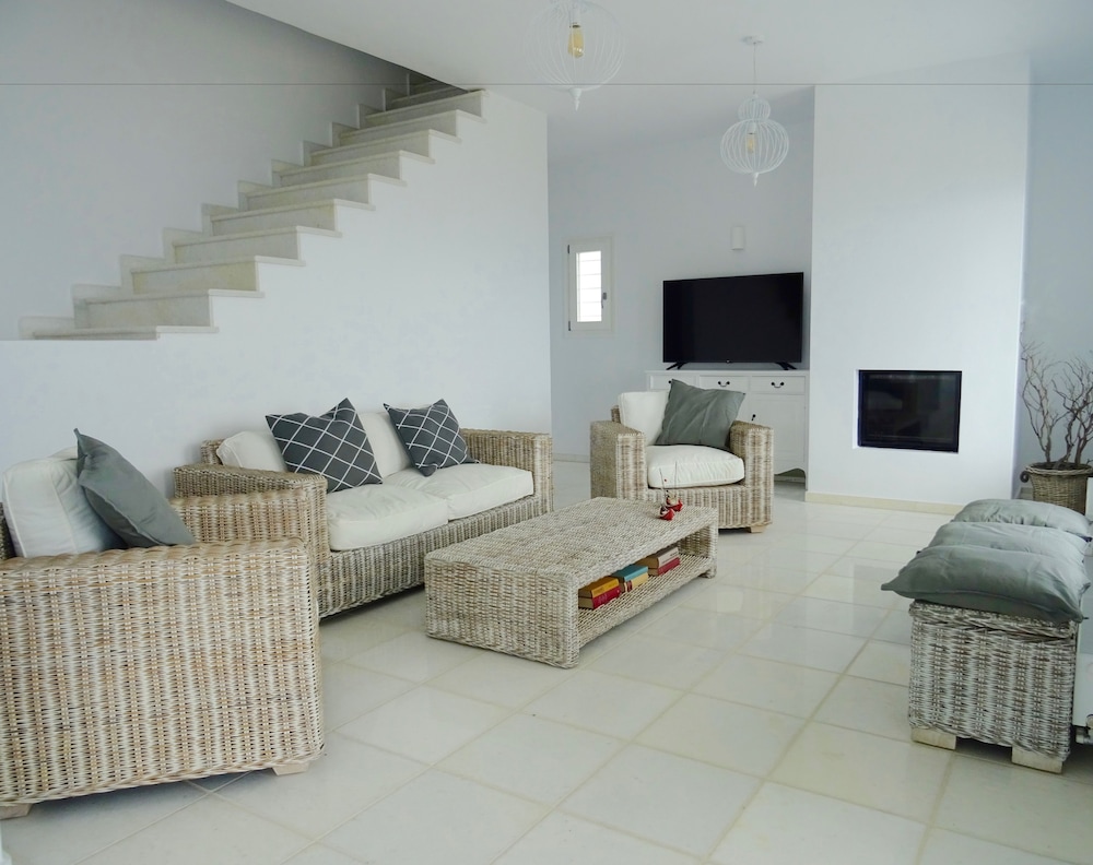 Villa Artemis photo 3