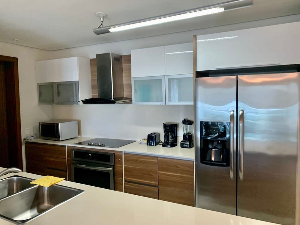 Silver View Park I 2 Bedroom Apt in Costa del Este