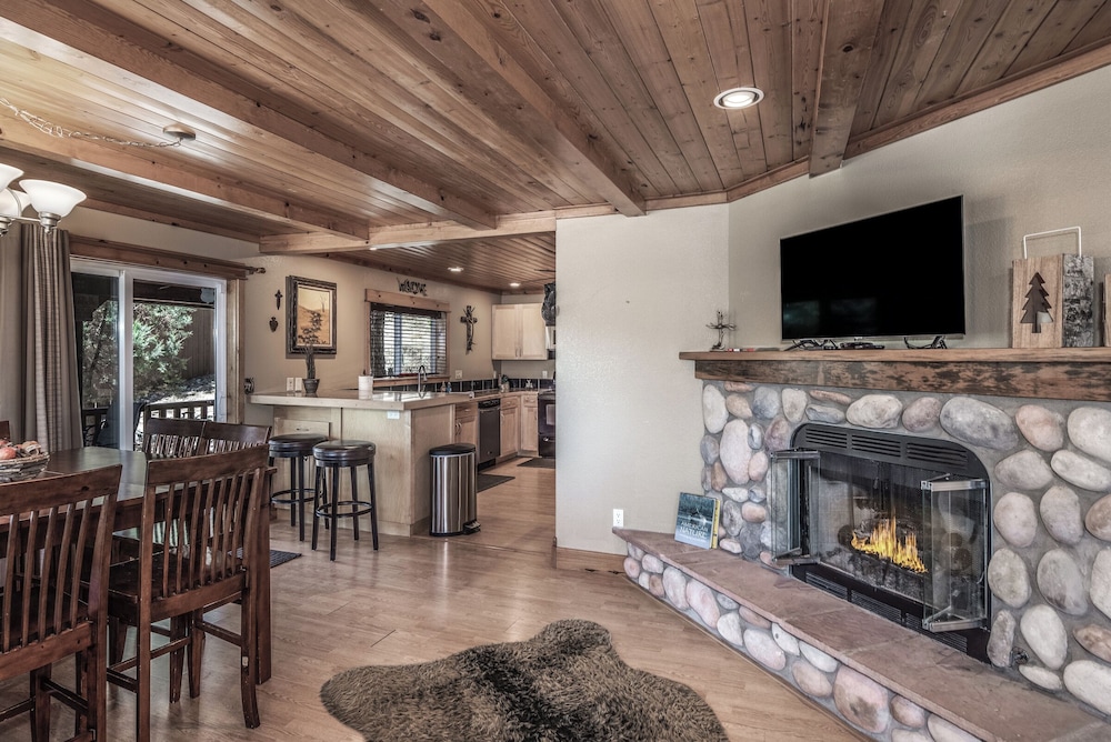 Double Elk Lodge by Ruidoso Vacation Rentals