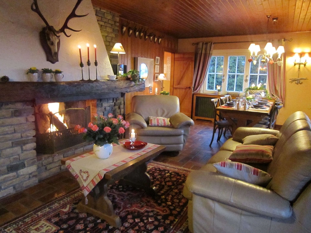 Chalet in Forested Sourbrodt view 4